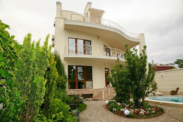 Дом с бассейном и террасами по авторскому проекту Беликова ID 256 (Фото 7)