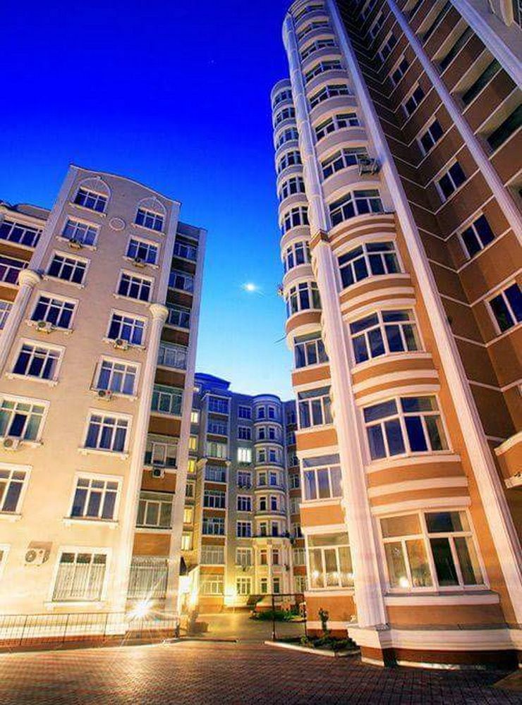 Продажа четырехкомнатной квартиры в ЖК "Дома Каркашадзе"