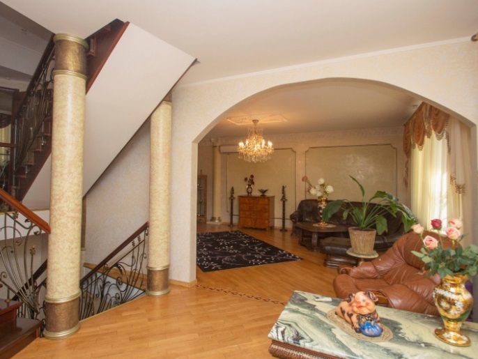 Дом в классическом стиле на Чубаевке, 5 соток ID 39588 (Фото 8)