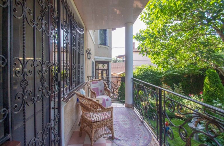 Дом в классическом стиле на Чубаевке, 5 соток ID 39588 (Фото 3)