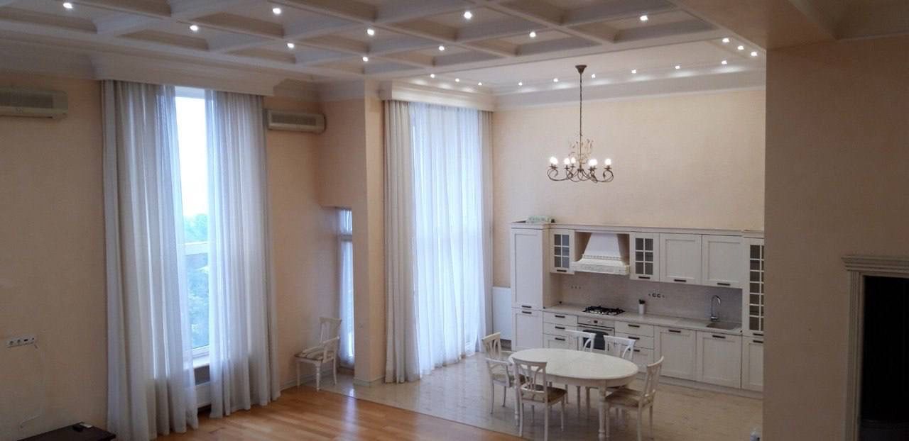 Продам 3 комнатную квартиру в Мукачевском переулке с видом на море