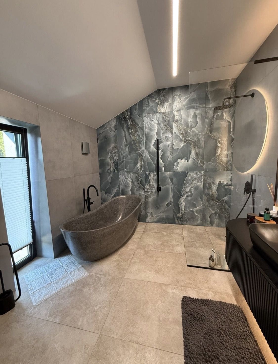 Современный дом с камином и бассейном на 10 ст. Б. Фонтана. ID 54020 (Фото 13)