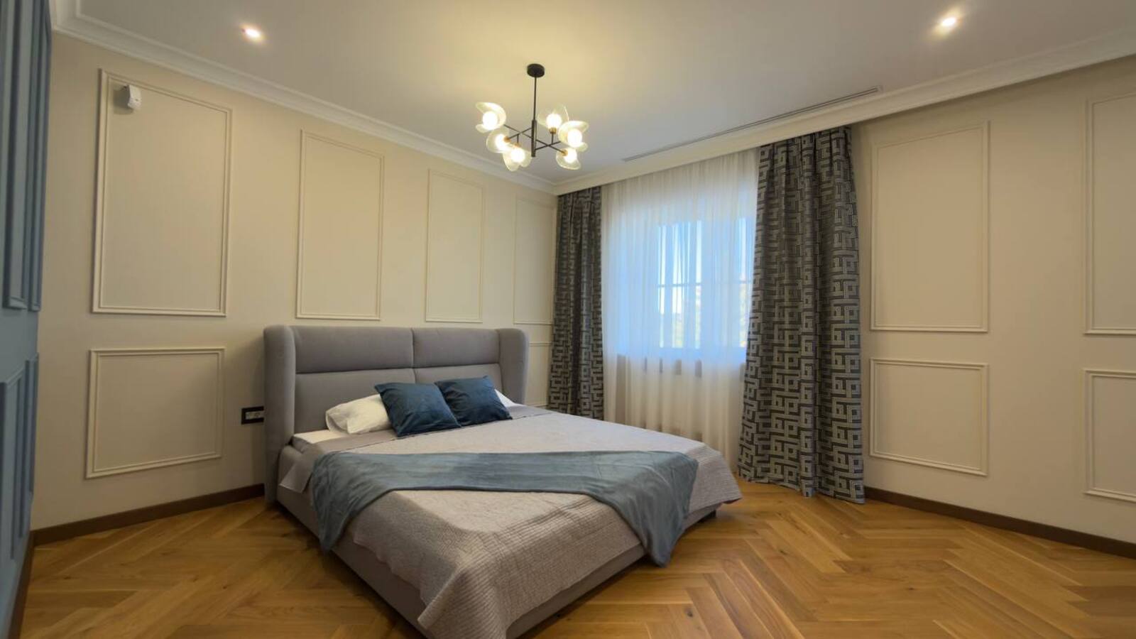 Новый премиальный дом 330 м² с бассейном в Совиньоне ID 54053 (Фото 10)