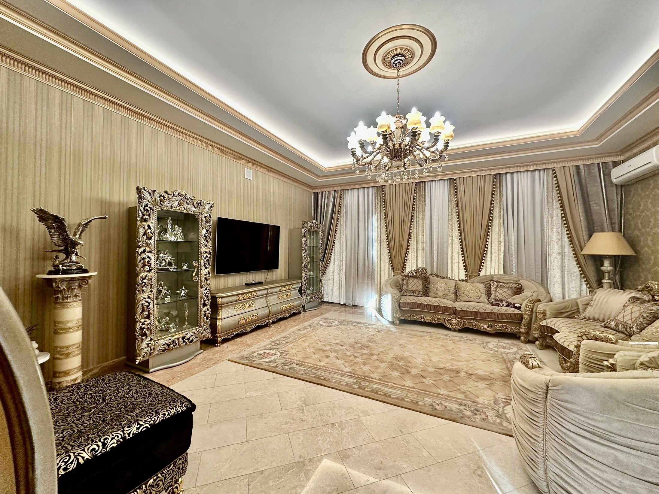 Особняк с бассейном в закрытом элитном кооператив на 11 ст.Б.Фонтана. ID 8 (Фото 4)