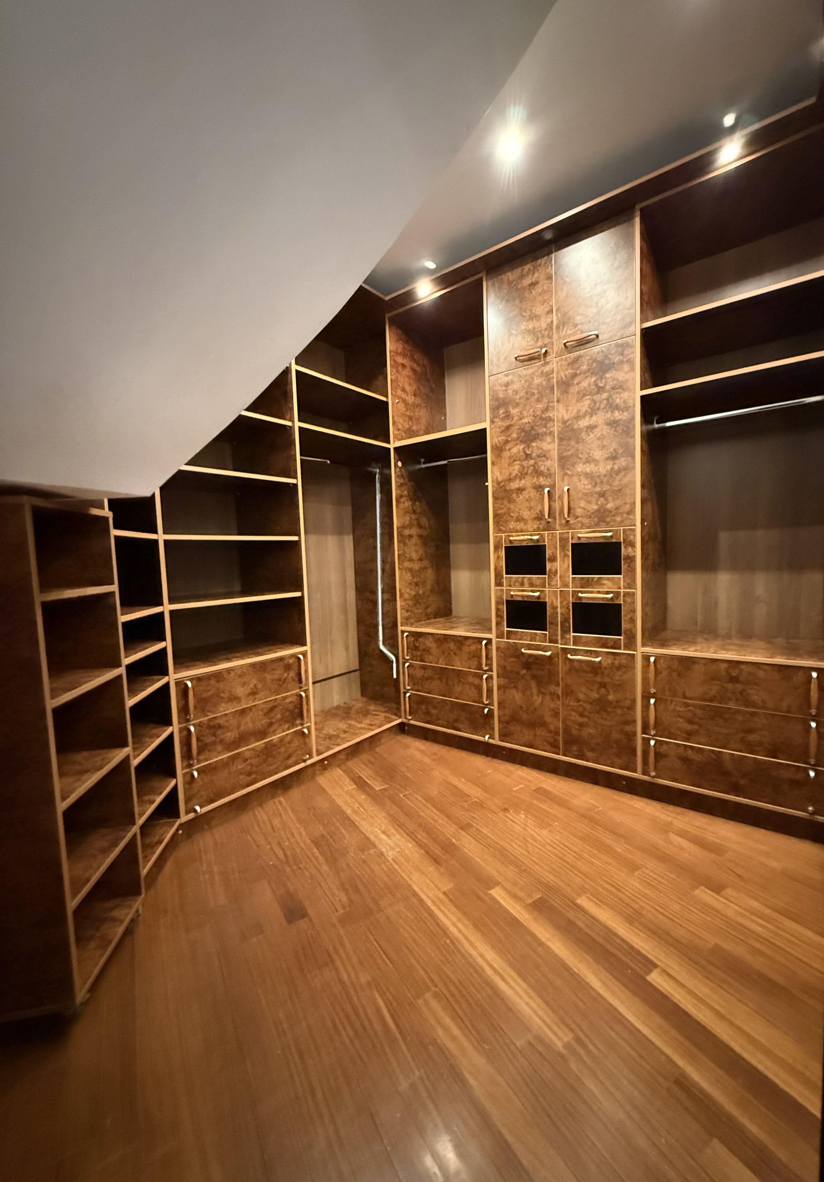 В продаже двухуровневая квартира в престижном ЖК «Билдинг» ID 54106 (Фото 15)