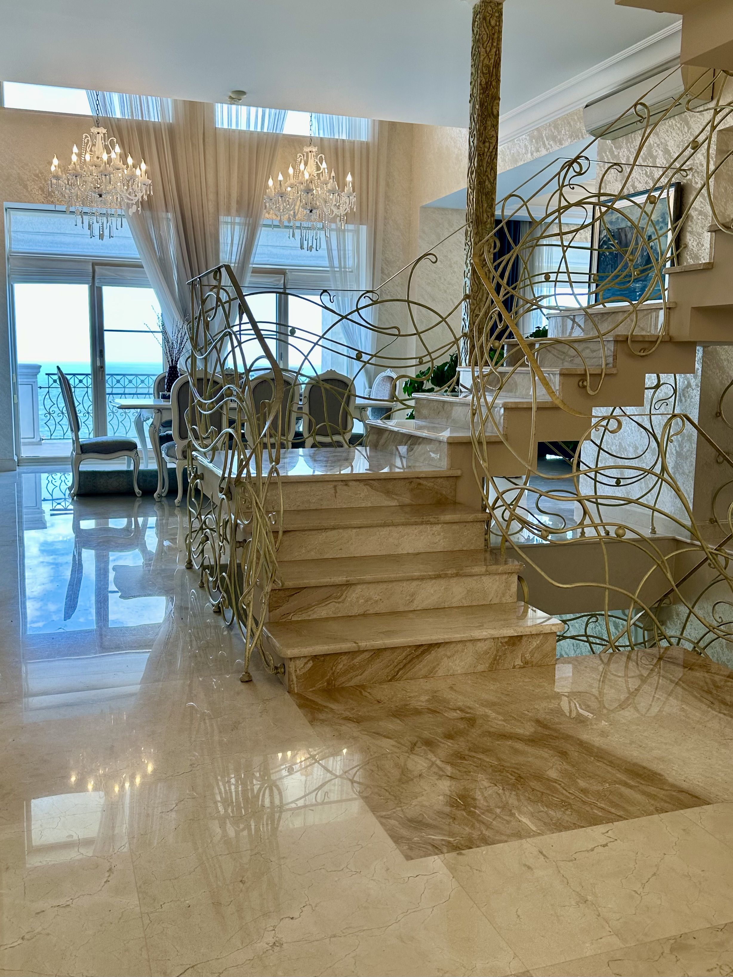 Элитный особняк 1100 м² на 1-й линии моря в Сосновом берегу ID 52200 (Фото 12)