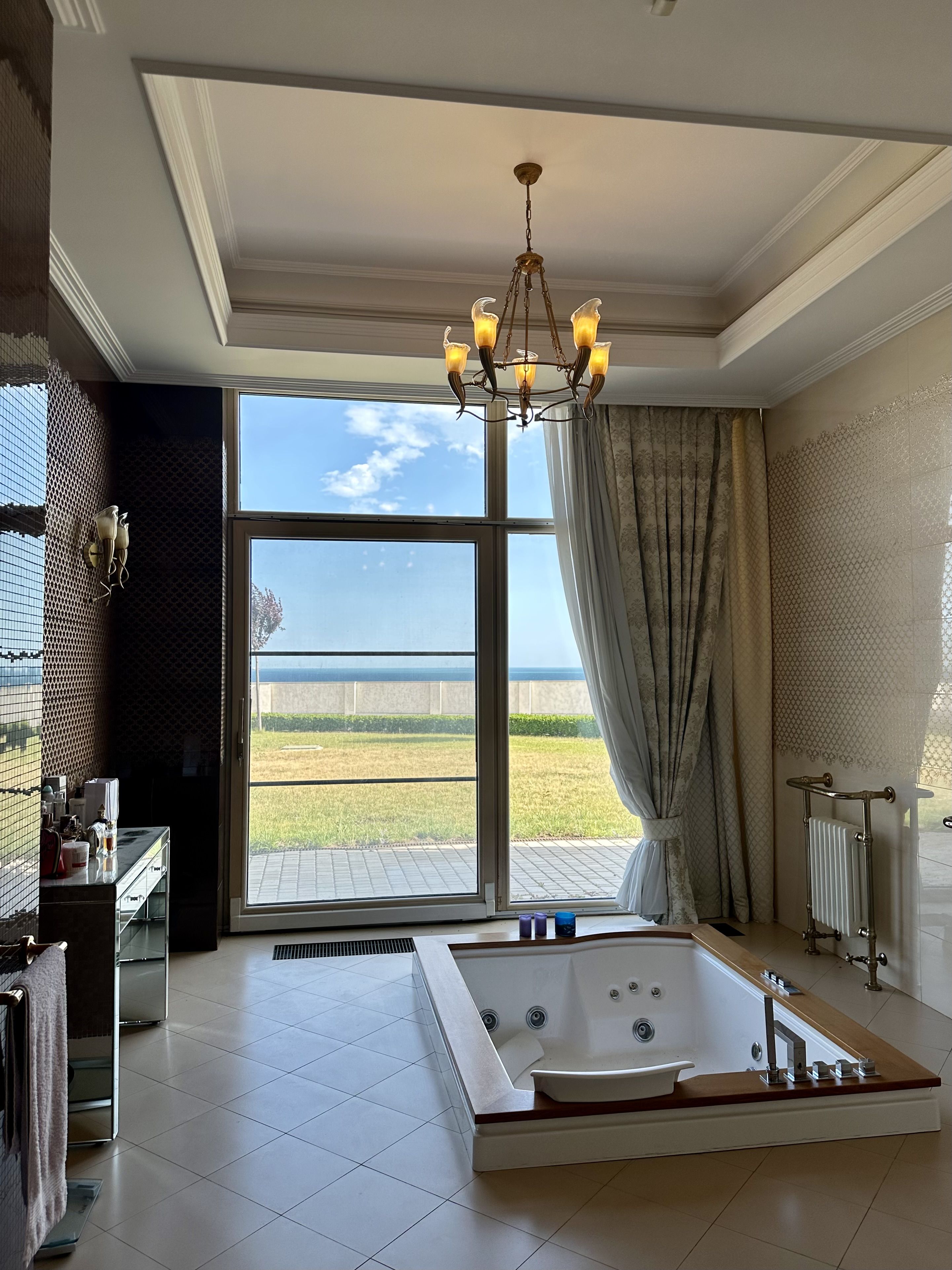 Элитный особняк 1100 м² на 1-й линии моря в Сосновом берегу ID 52200 (Фото 14)