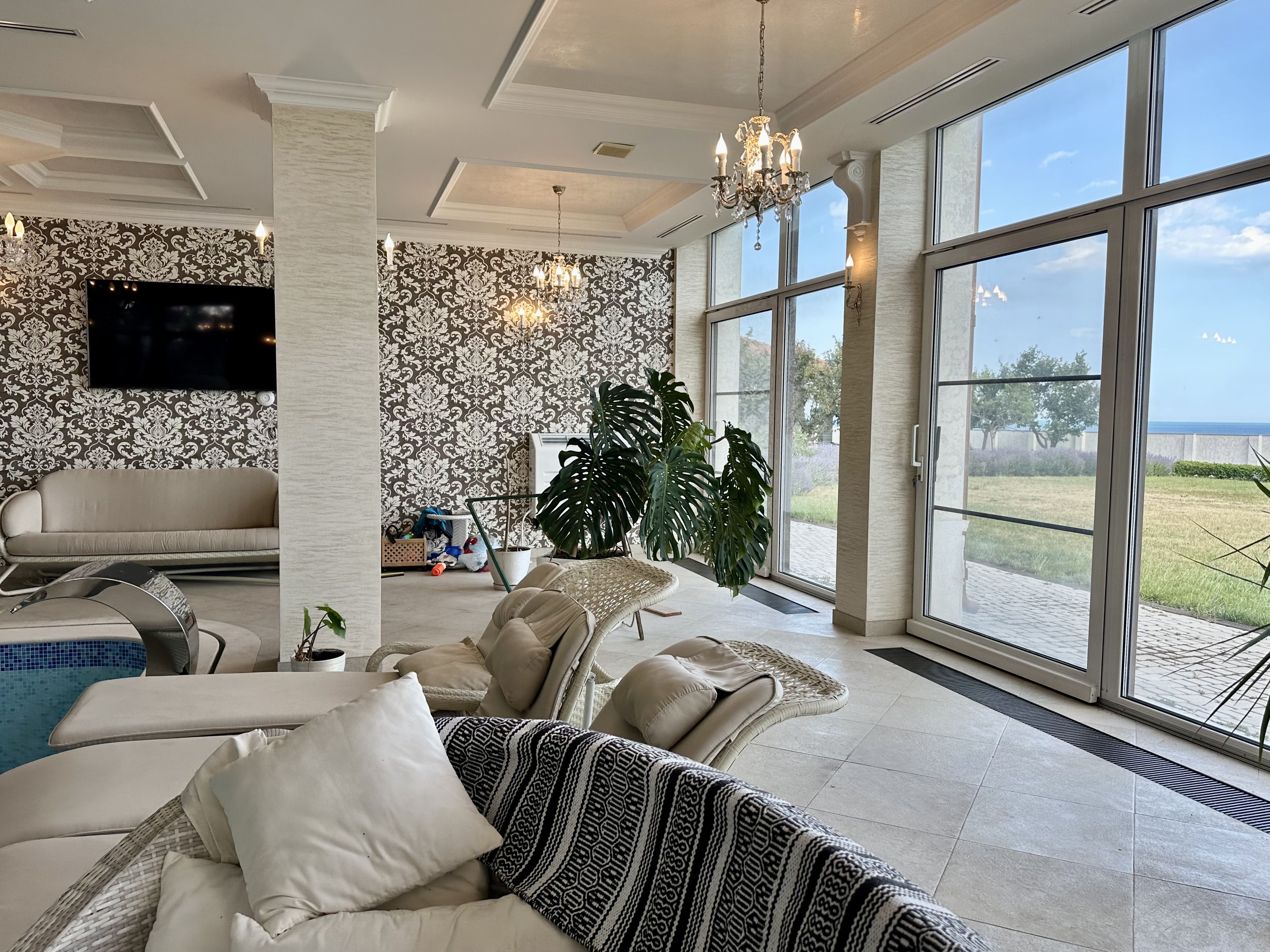 Элитный особняк 1100 м² на 1-й линии моря в Сосновом берегу ID 52200 (Фото 17)