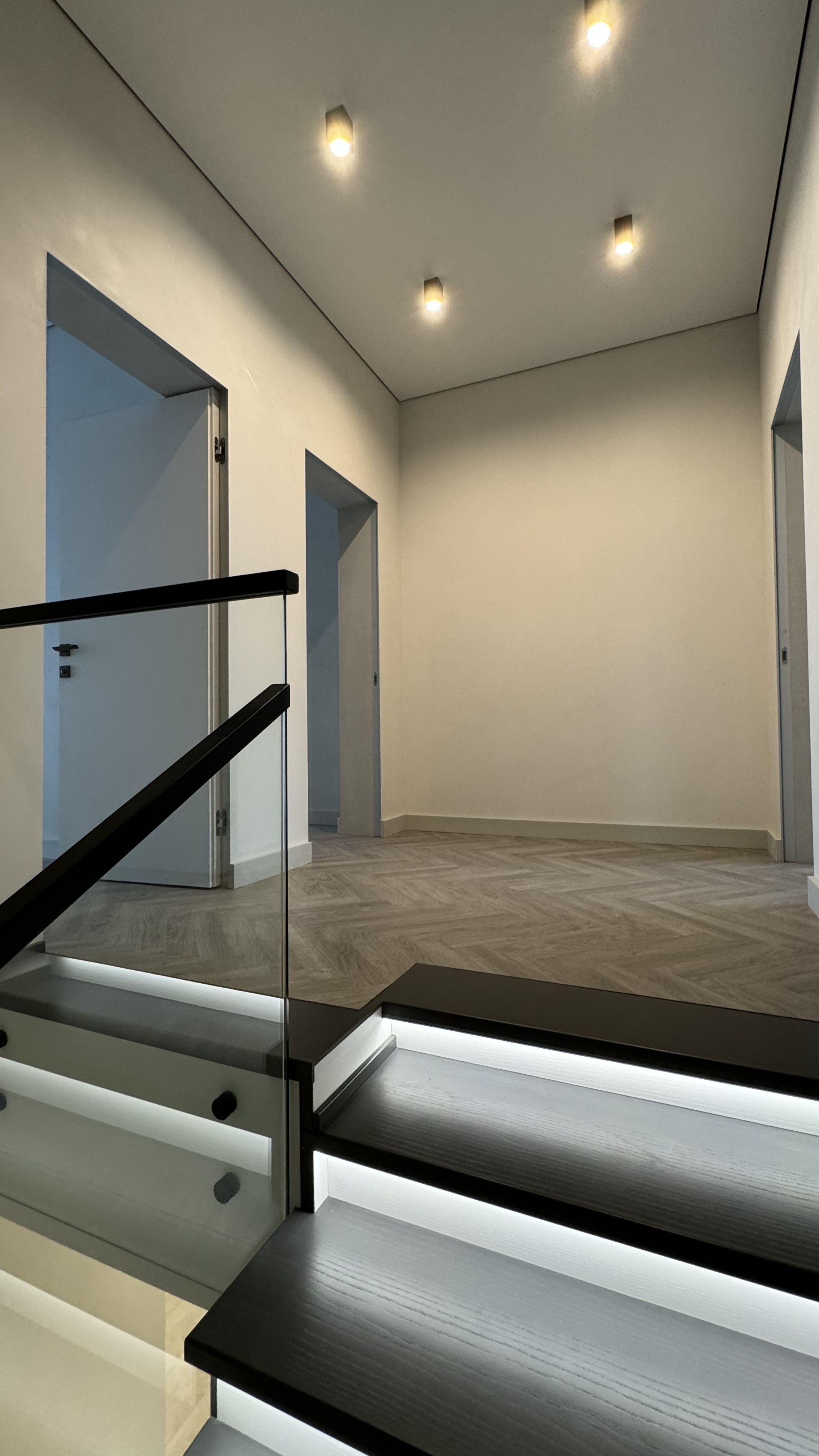 Продам современный дом из красного кирпича на ул.Толбухина ID 43527 (Фото 9)