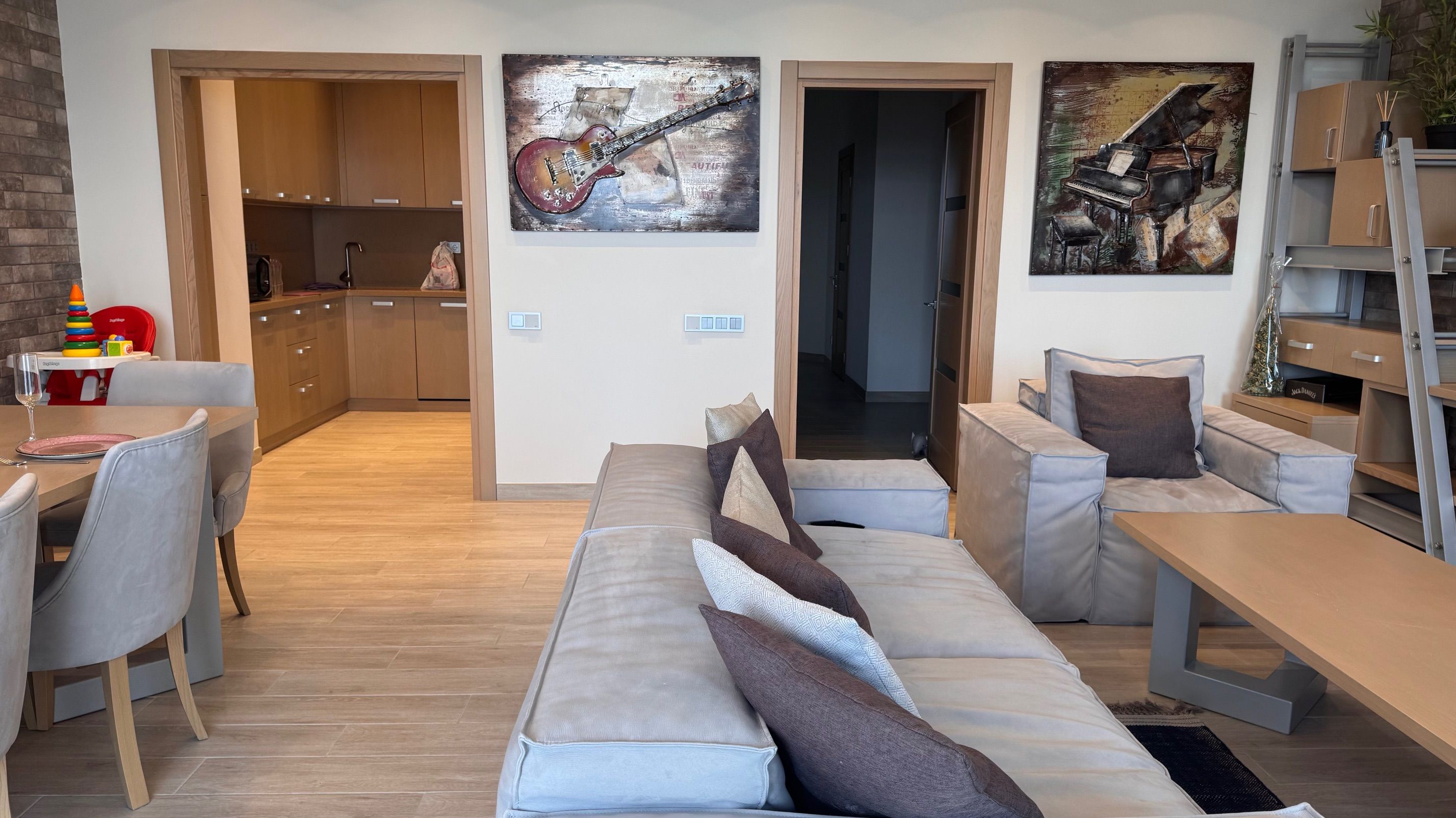 ЖК ГРИНВУД. 2х спальневая квартира с дизайнерским ремонтом ID 54147 (Фото 17)