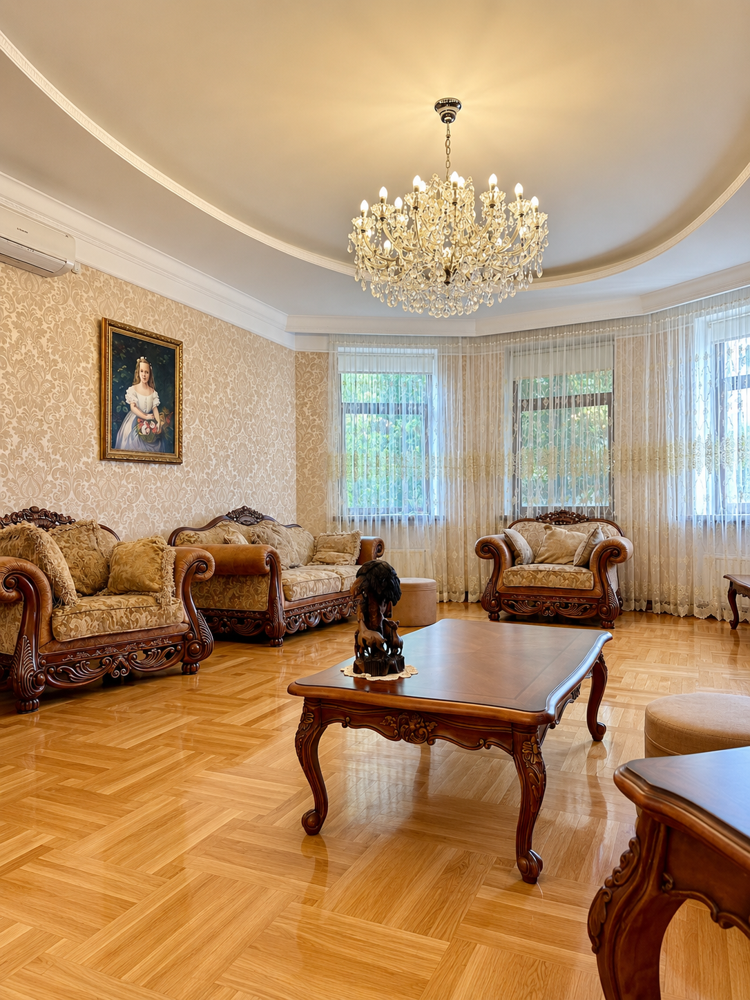 Особняк 550 м² с бассейном в 15 минутах от моря на Фонтане ID 53530 (Фото 10)