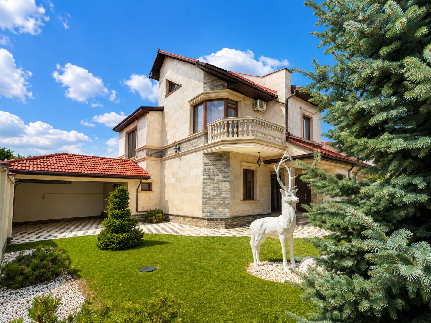 Дом в Совиньоне с бассейном, 380 м² и гаражом на 2 авто ID 54318 (Фото 2)