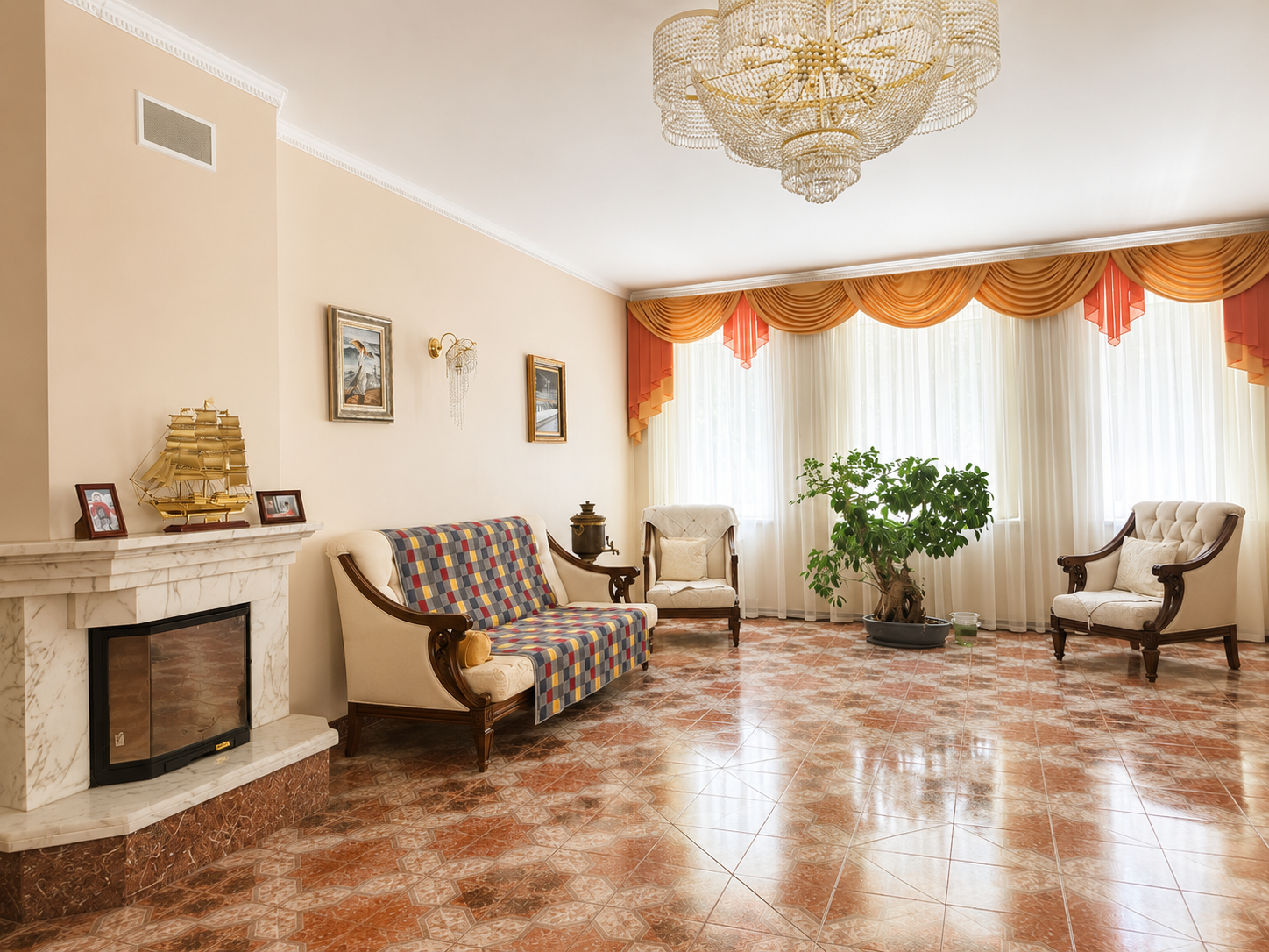 Дом 430 м² с бассейном и участком 15 соток у моря в Киевском районе. ID 54371 (Фото 8)